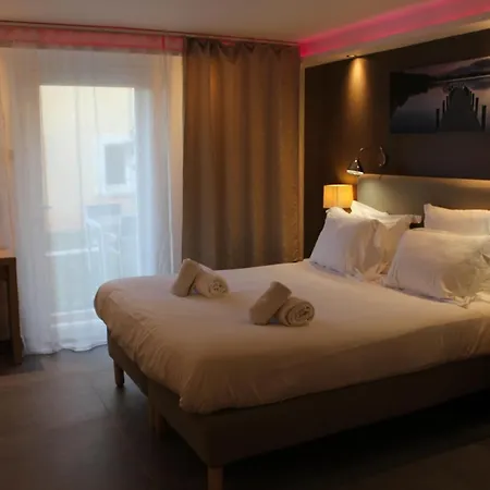 Les Jardins De Lea Apartment