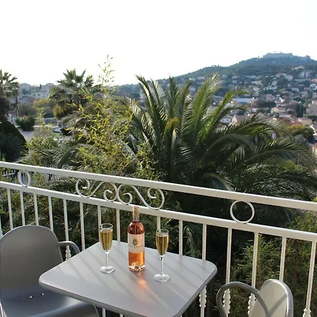 Les Jardins De Natallia Lägenhet *